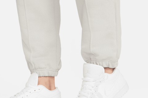 AIR JORDAN