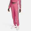 Nike Sportswear Essential Pink