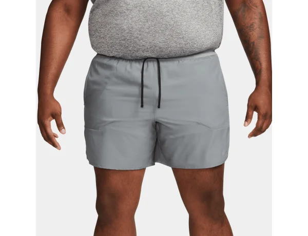 Nike Dri-FIT Stride Grey