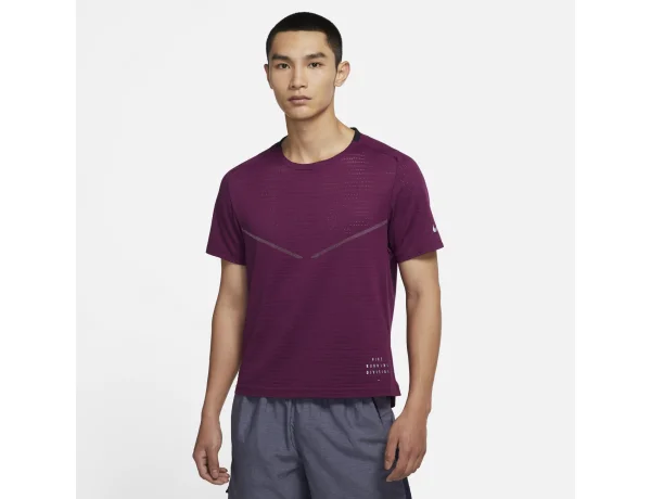 Nike Dri-FIT ADV Run Division Red