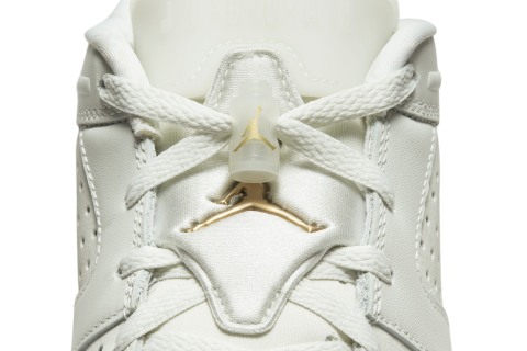 Toggle lacing
