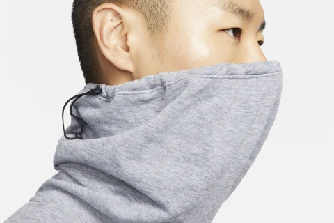 A collar that provides cover
