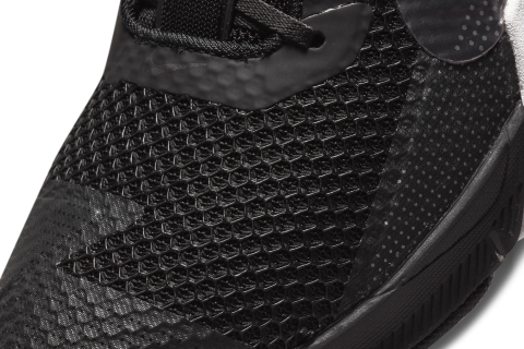 Mesh upper